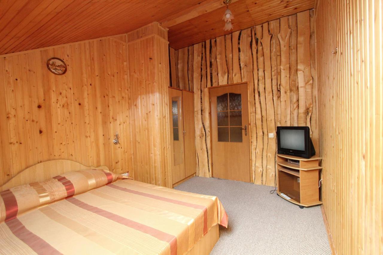 Complex "Shum Lisu" Apartman Tatariv Kültér fotó