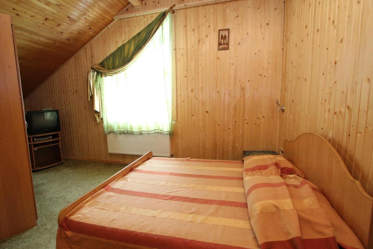 Complex "Shum Lisu" Apartman Tatariv Kültér fotó