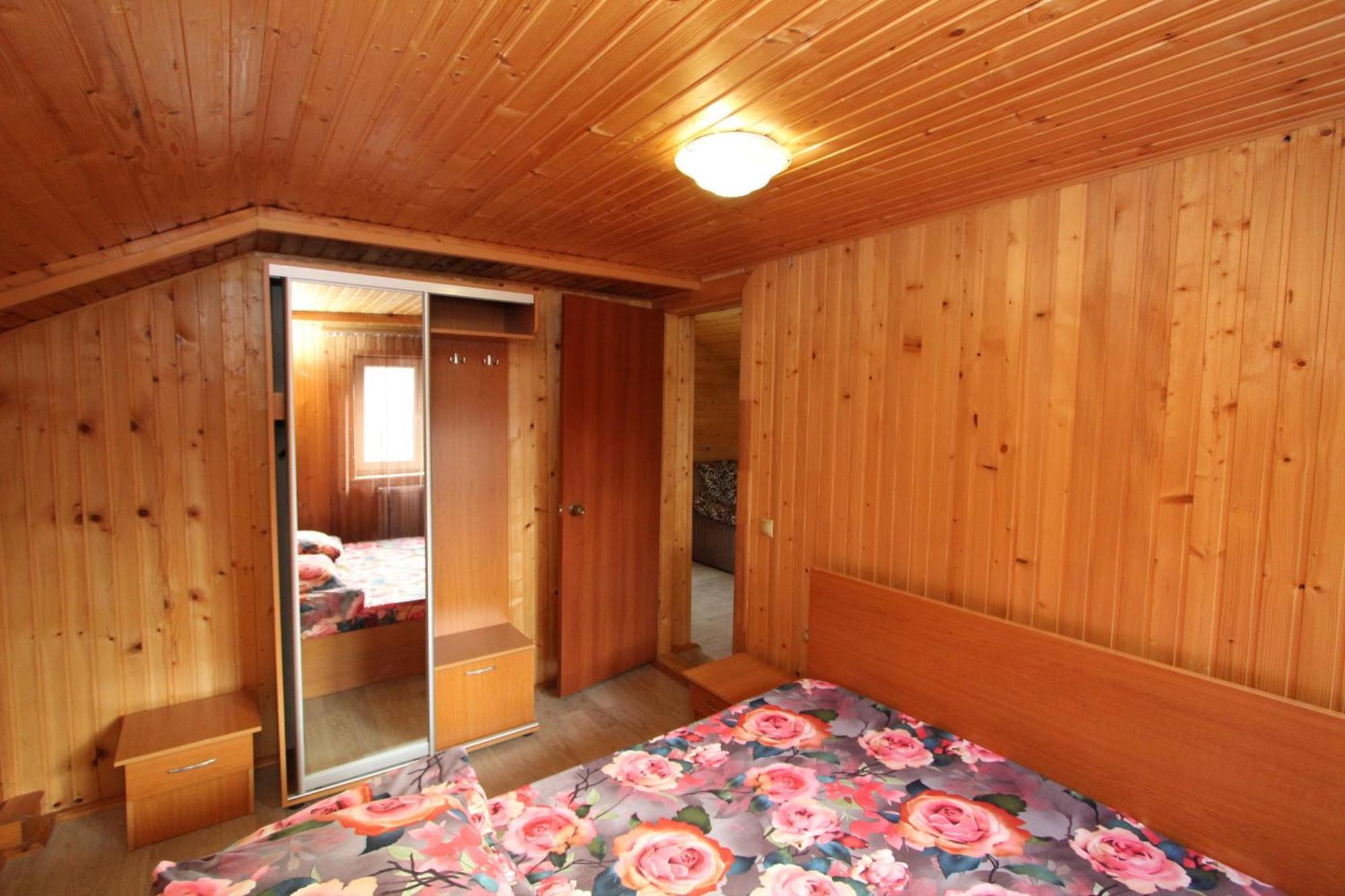 Complex "Shum Lisu" Apartman Tatariv Kültér fotó